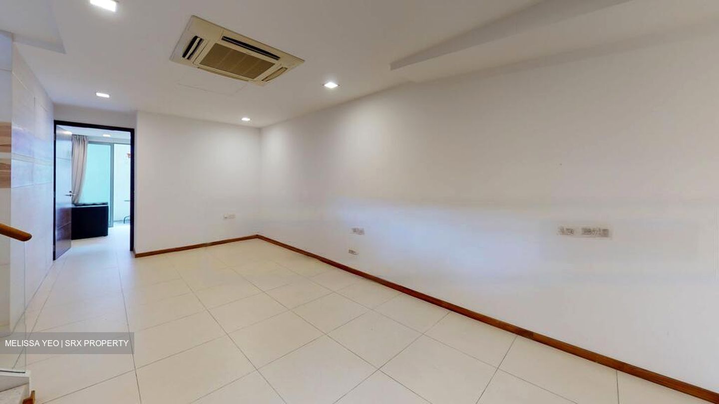 Meyer Road (D15), Terrace #614146081
